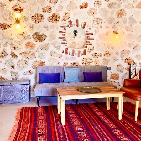 Bademlique Stone Apartment Kas