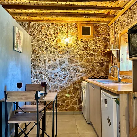 Bademlique Stone Kas