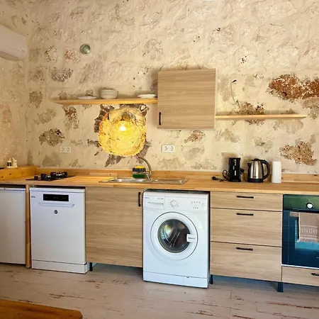 Bademlique Stone Apartment